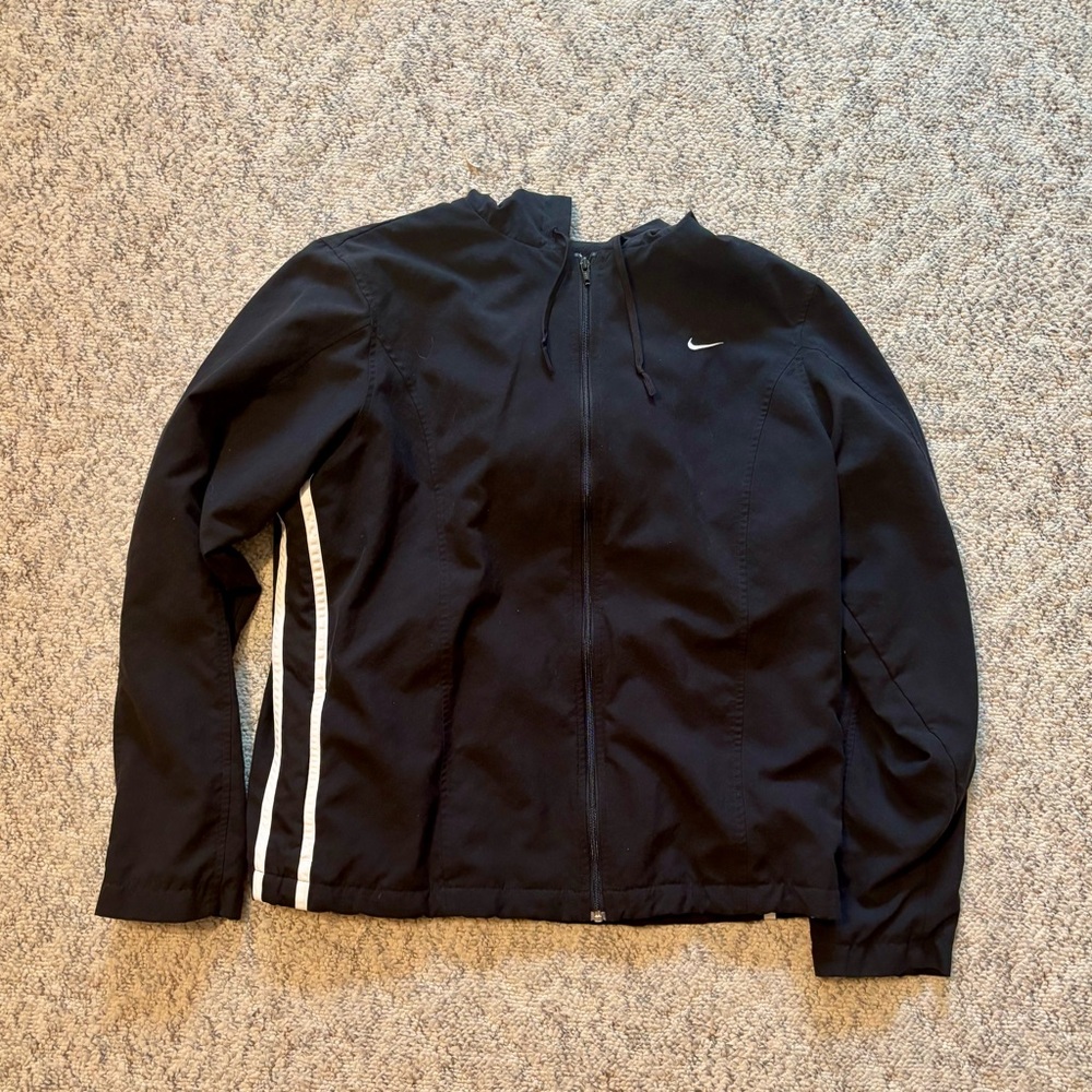 Nike Black Windbreaker Jacket Athletic Style